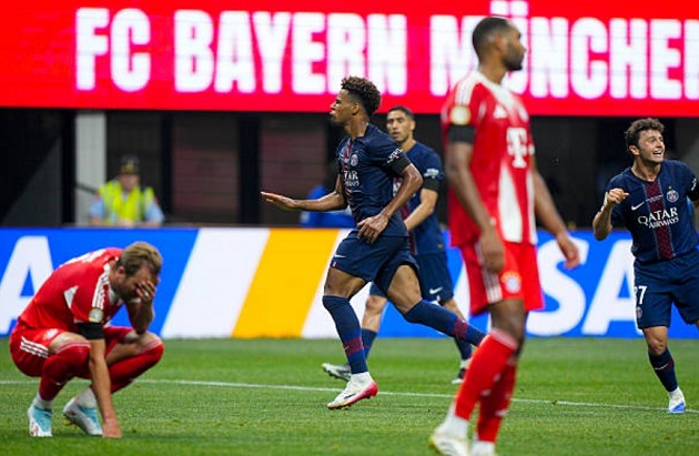 PSG hạ gục Bayern Munich trong trận cầu kịch tính đầy tranh cãi